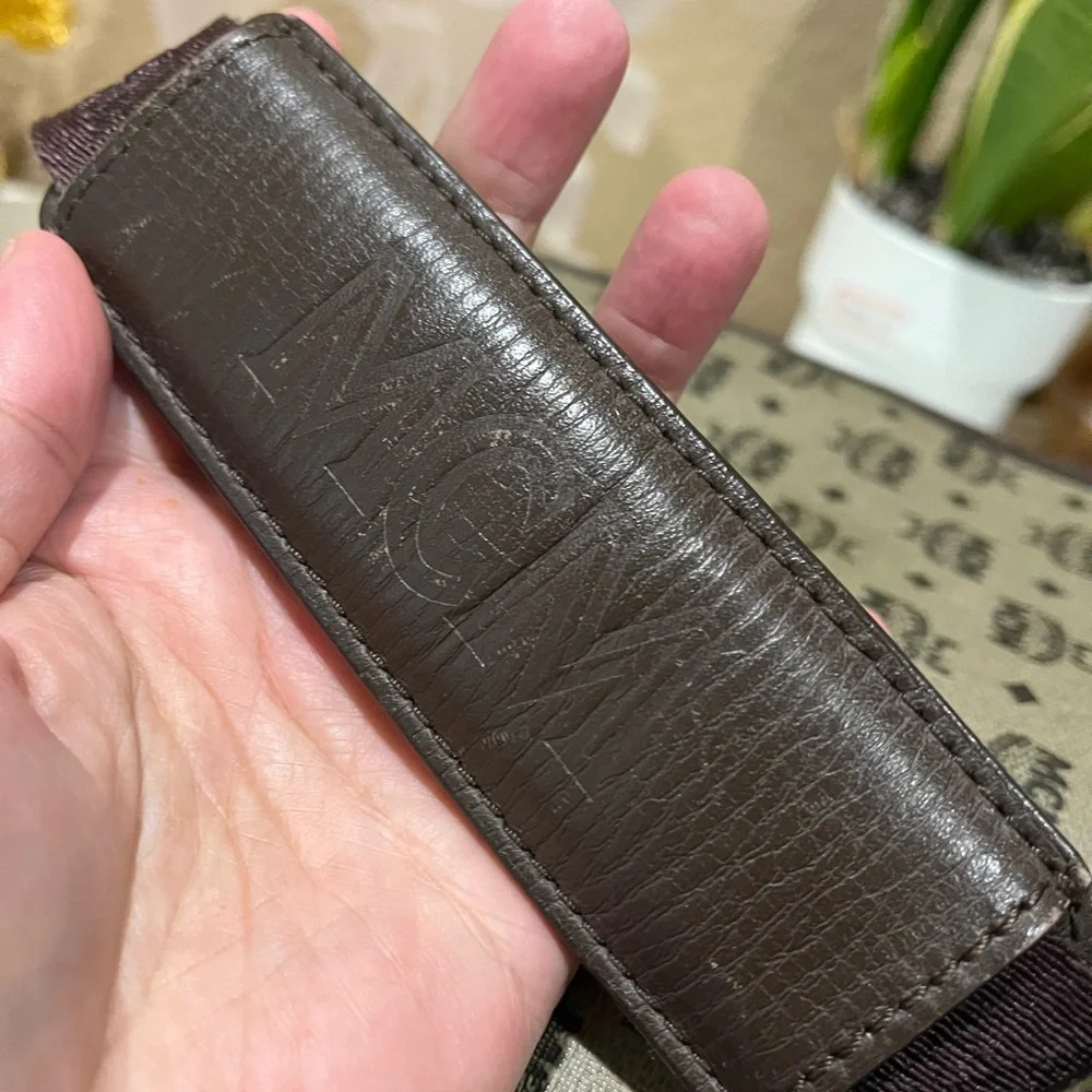 MCM MONOGRAM MESSENGER BAG - Picture 3 of 16